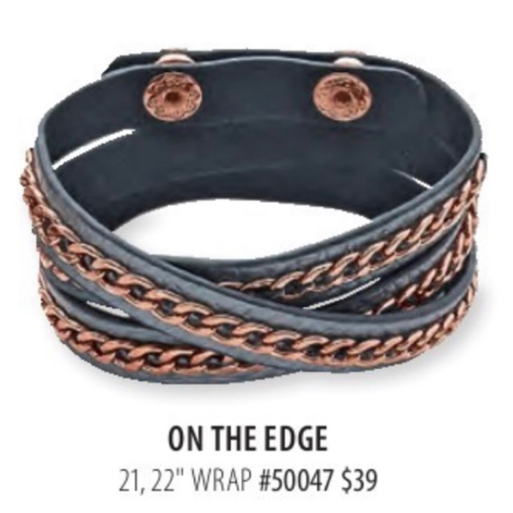 💁🏻‍♀️Premier Designs Wrap Bracelet